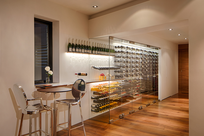 Garyzwineroom1